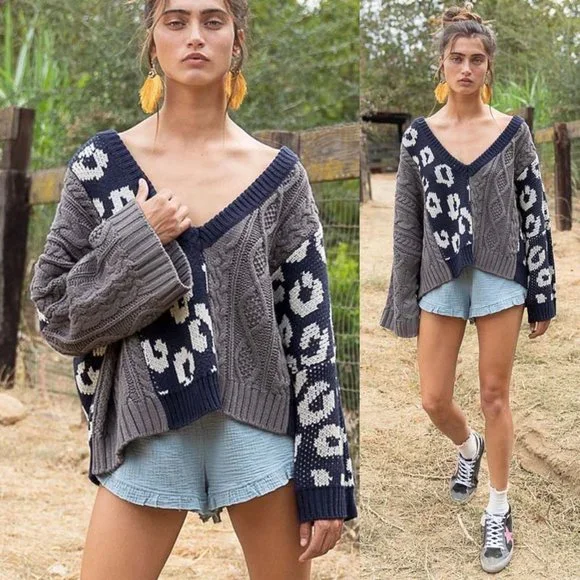 NEW POL Mix Leopard Cable Knit Deep V Neck Oversize Slouchy Pullover Sweater Top - Picture 3 of 10